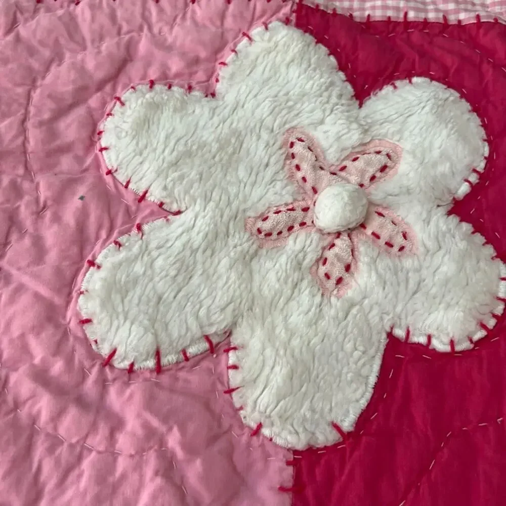 Pottery Barn Kids Quilt Blanket Pink White Flower Patch Fur Trim 86.5
